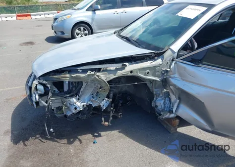 2011 Honda Accord 2.4 Lx из США, поврежденный, VIN 1HGCP2F3XBA102894